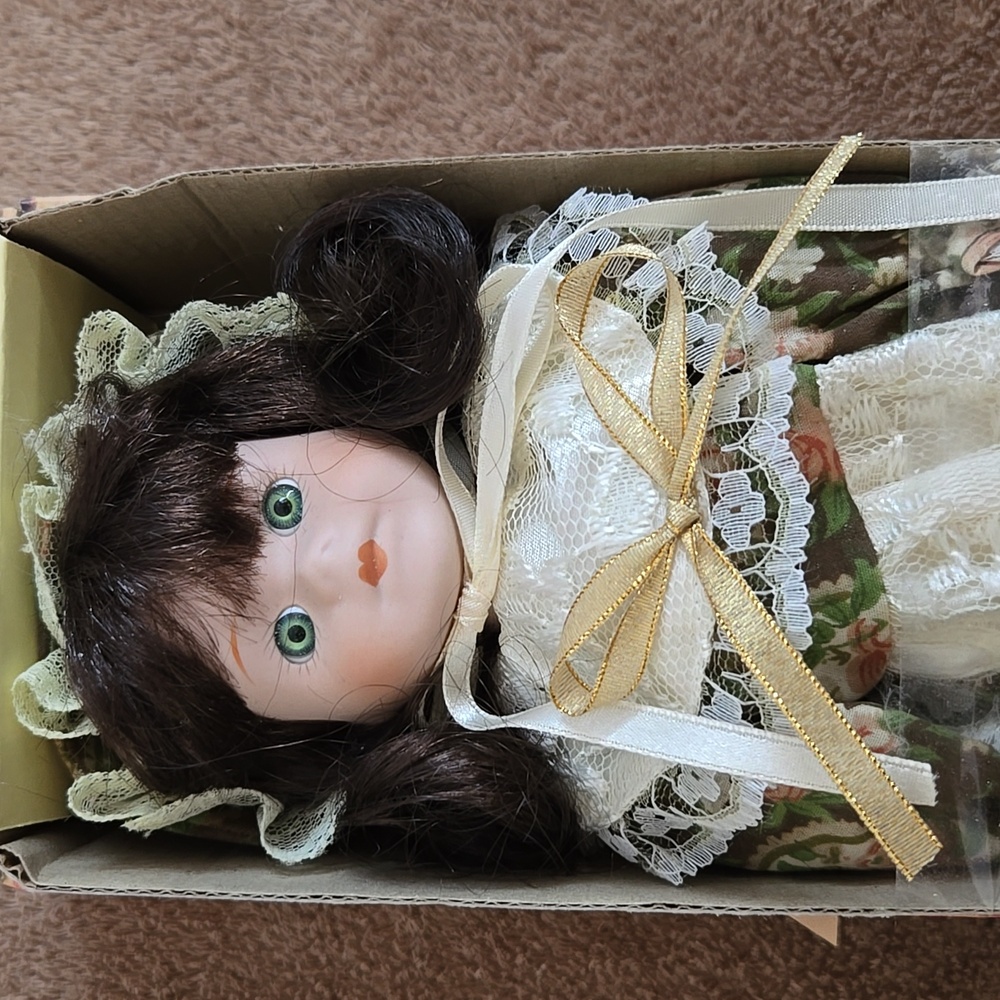 Signature Collection Porcelain Doll Handcrafted - Picture 7 of 8